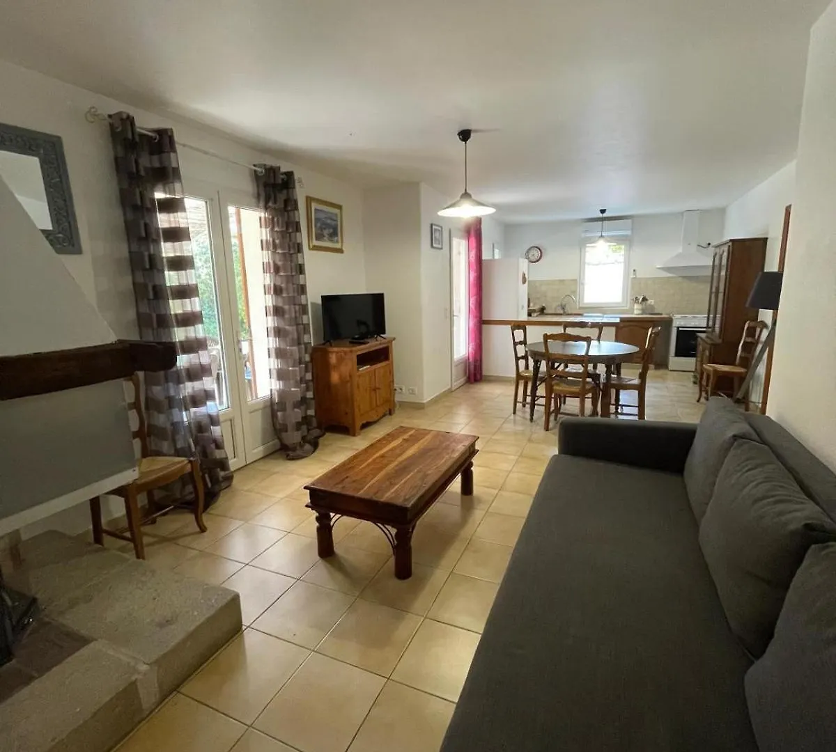 Maison De Campagne Avec Piscine A Bedoin, Mont Ventoux Semesterbostad